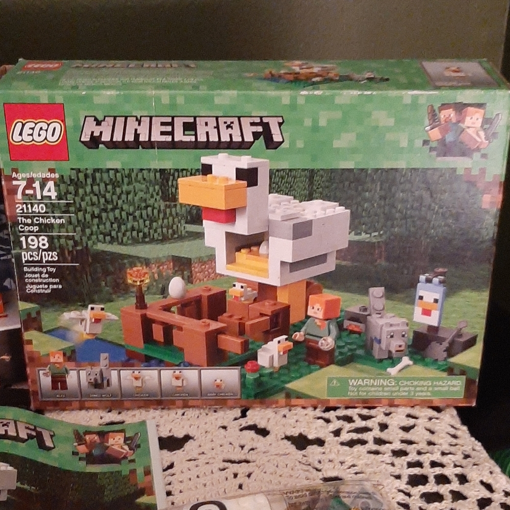 LEGO Minecraft set